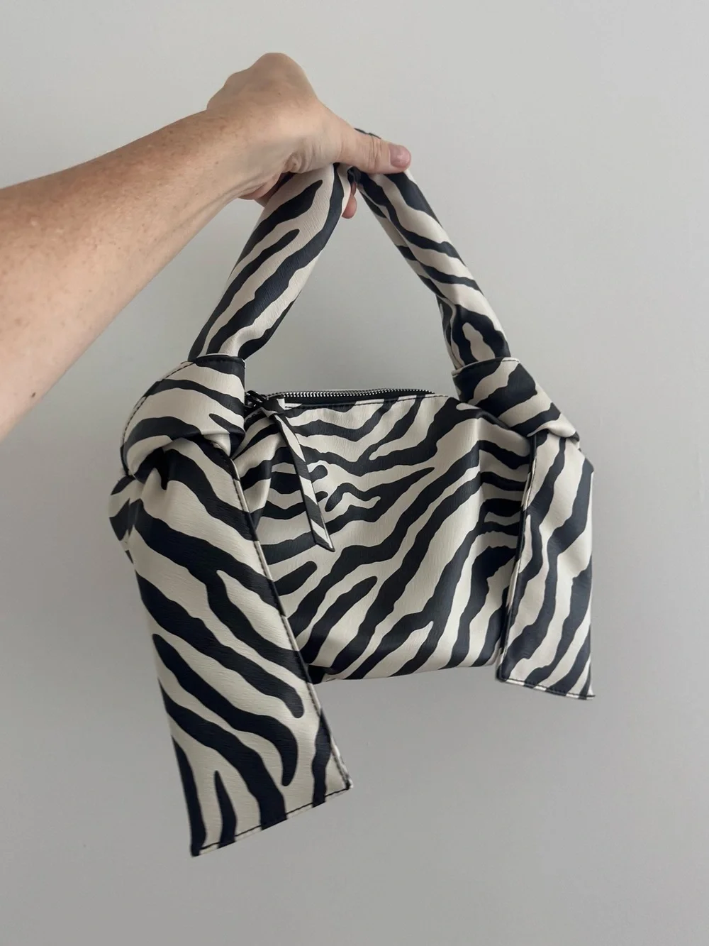 NEW NA-KD Zebra print bag